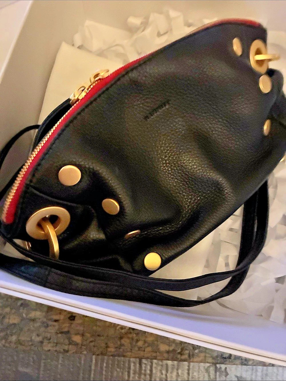 Hammitt Daniel Crossbody Clutch Sml Black & Red